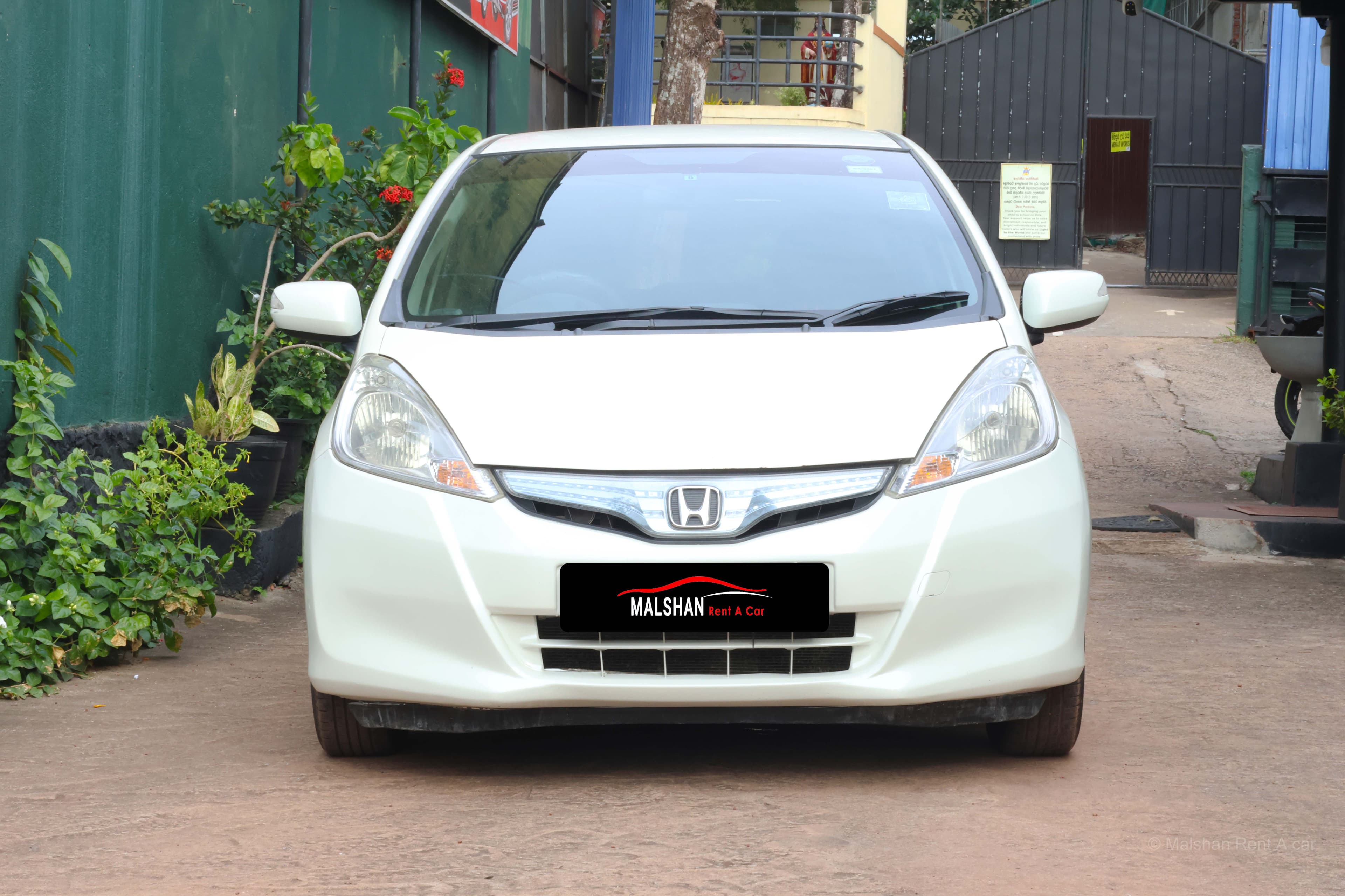 Honda Fit GP5 — image 1